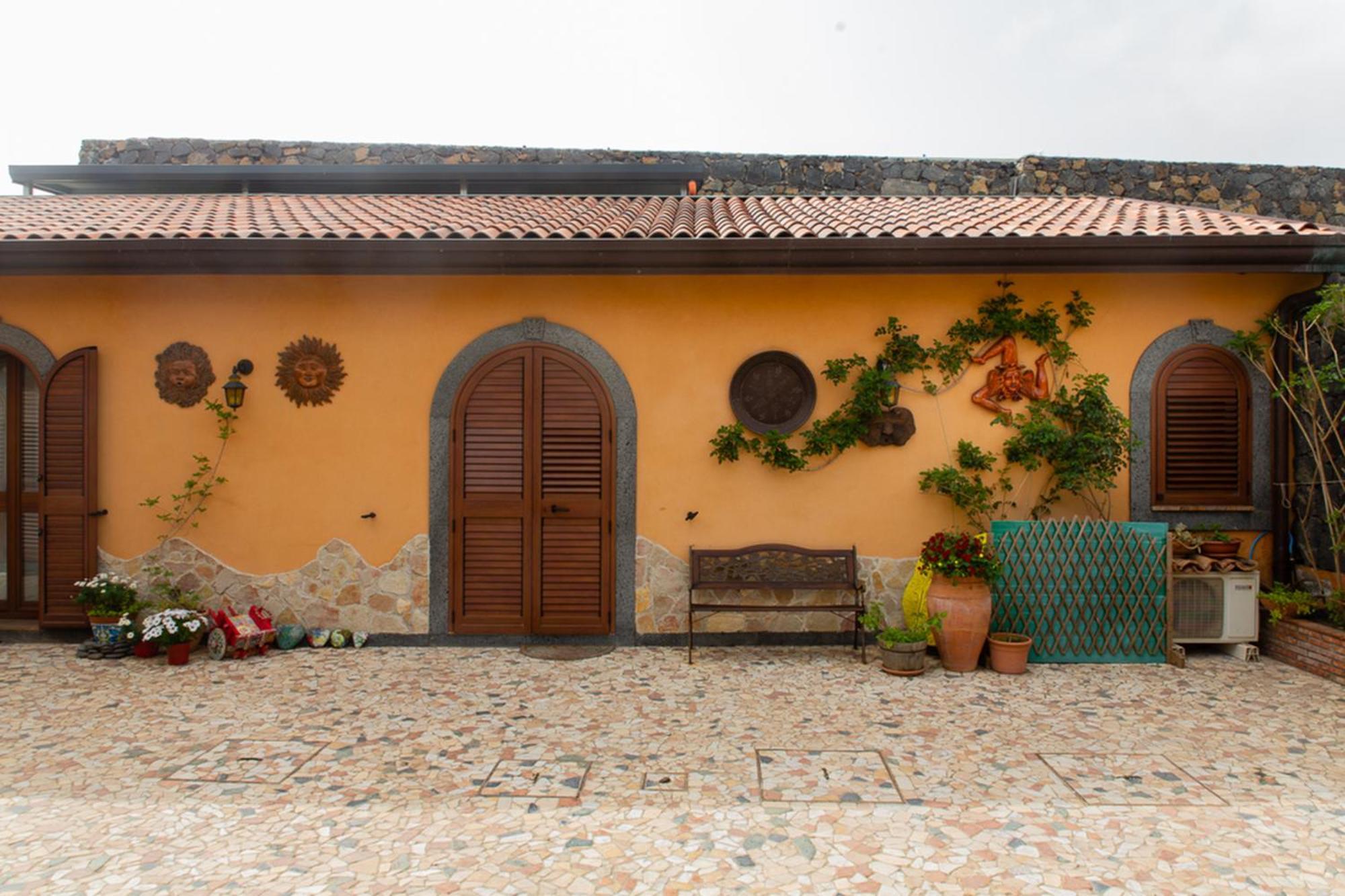 B&B Villa Liliya Fiumefreddo di Sicilia Eksteriør billede