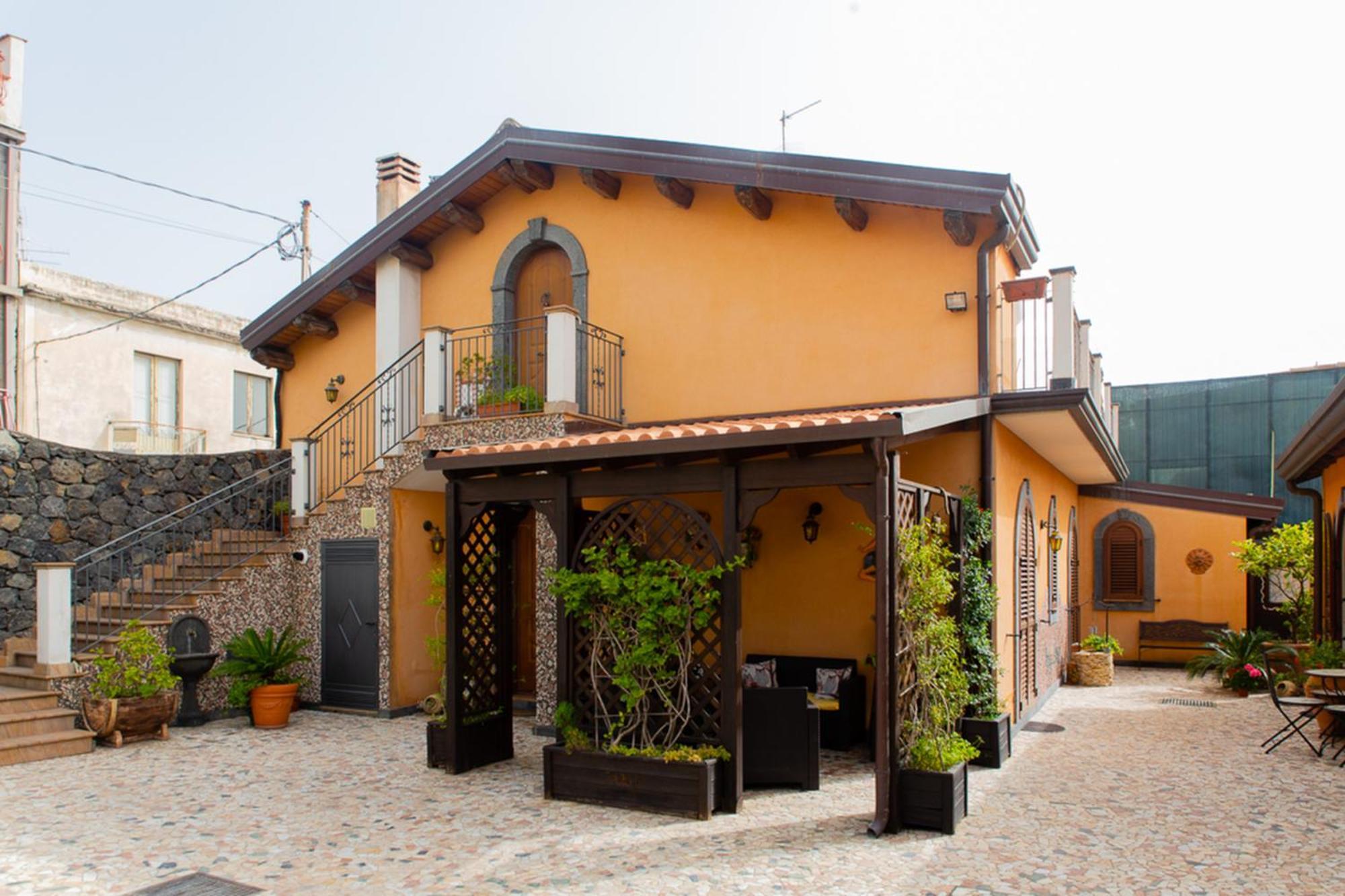 B&B Villa Liliya Fiumefreddo di Sicilia Eksteriør billede