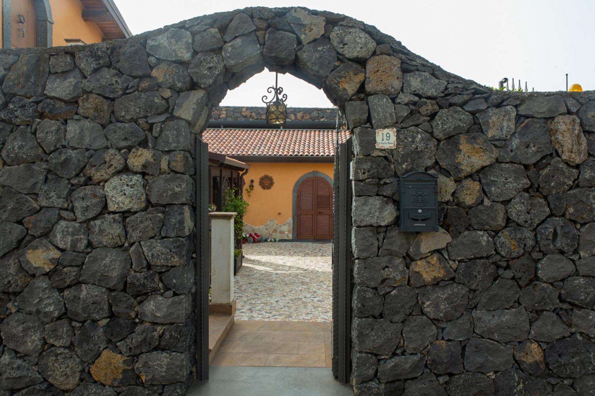 B&B Villa Liliya Fiumefreddo di Sicilia Eksteriør billede