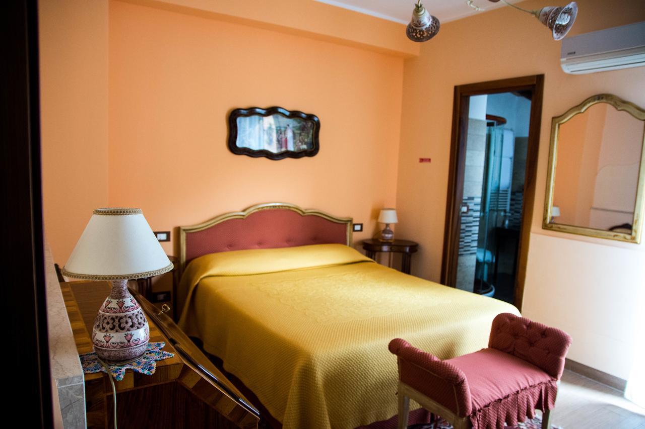 B&B Villa Liliya Fiumefreddo di Sicilia Eksteriør billede